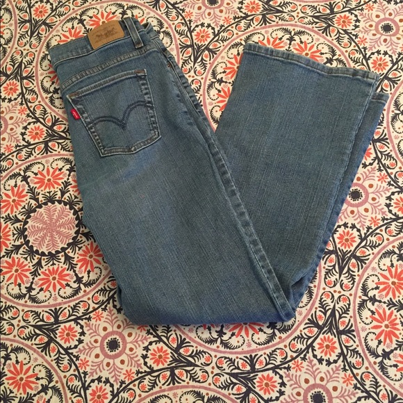 Levi's Denim - Levi's bootcut light blue/faded jeans sz 12 short